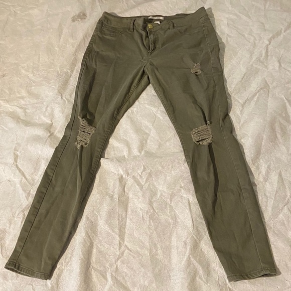 SOLD - Picture 1 of 3